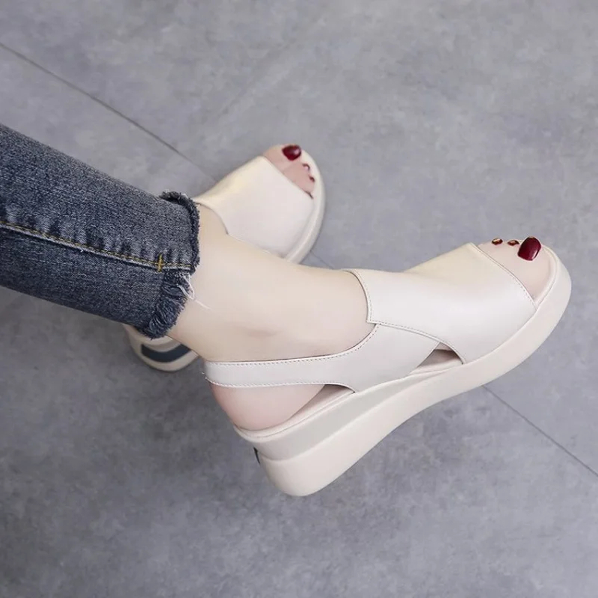Women's Buckle Platform Sandals