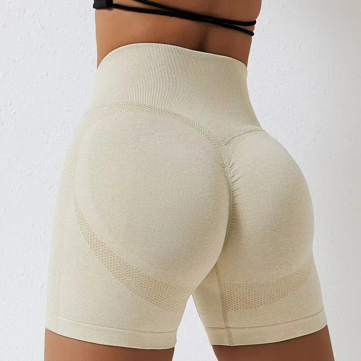 Seamless Peach Hip Yoga Shorts