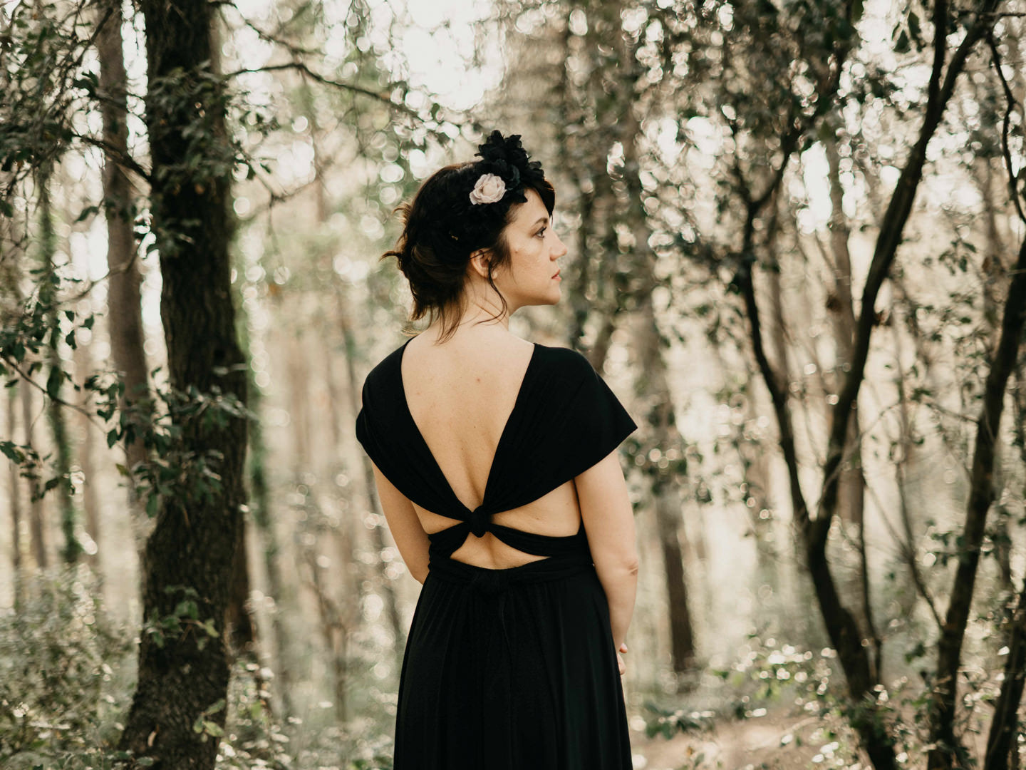 BLACK AND WHITE HEADBAND