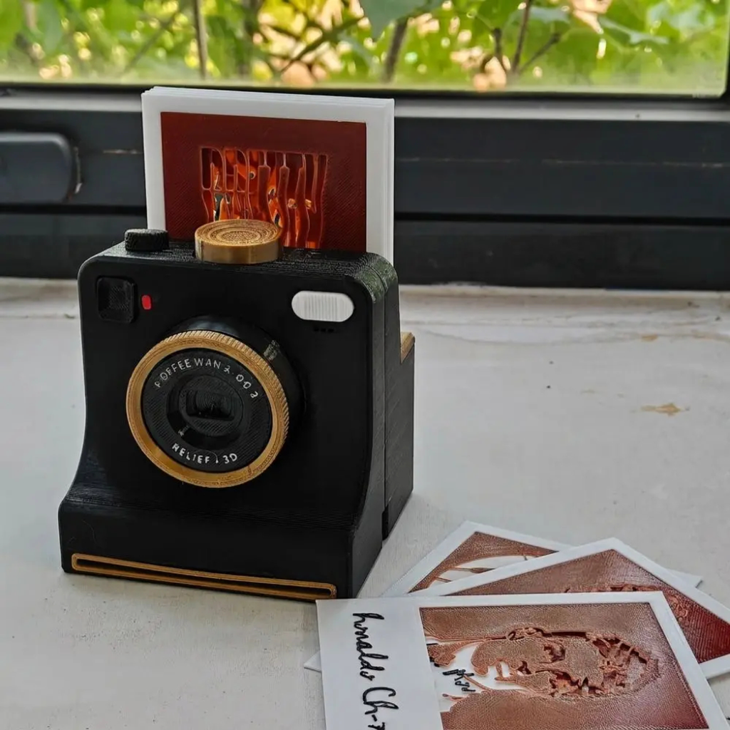 Camera-Shaped Latte Art Stencil Tool