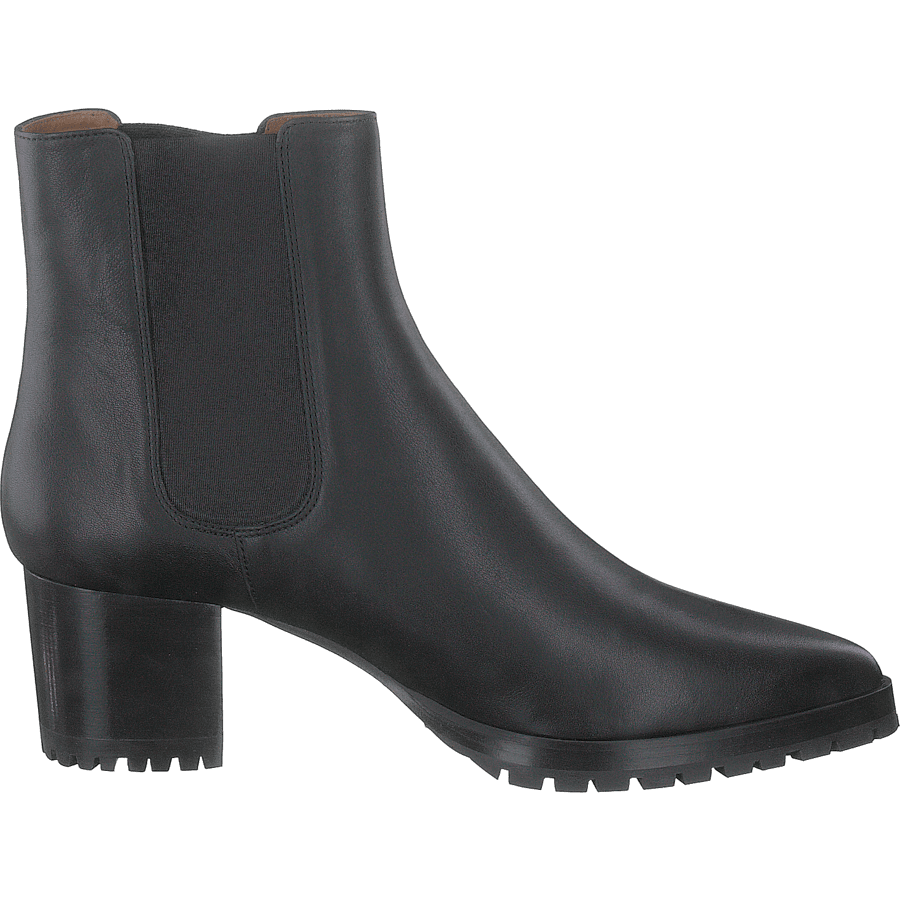 Sable Tractor Black