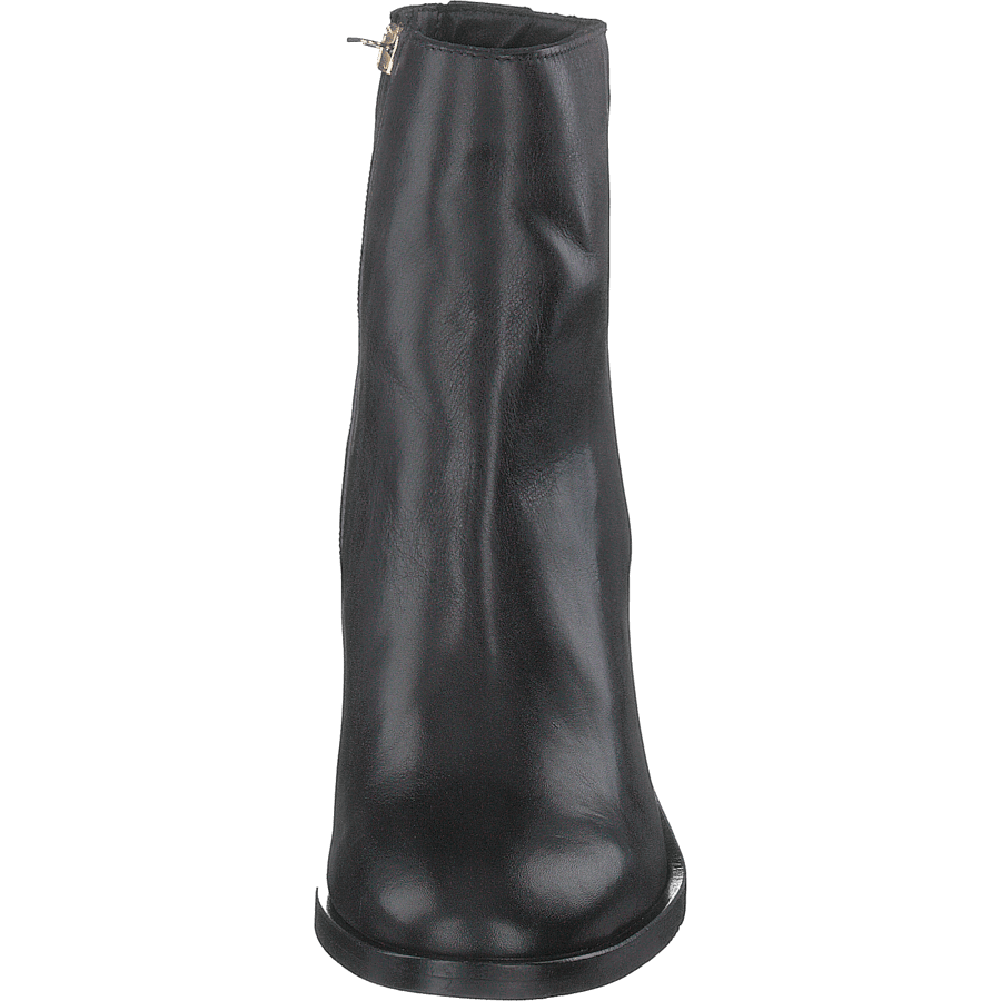 Mono Color Heeled Black