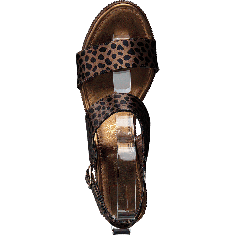 Leoonora5060 Light Chestnut
