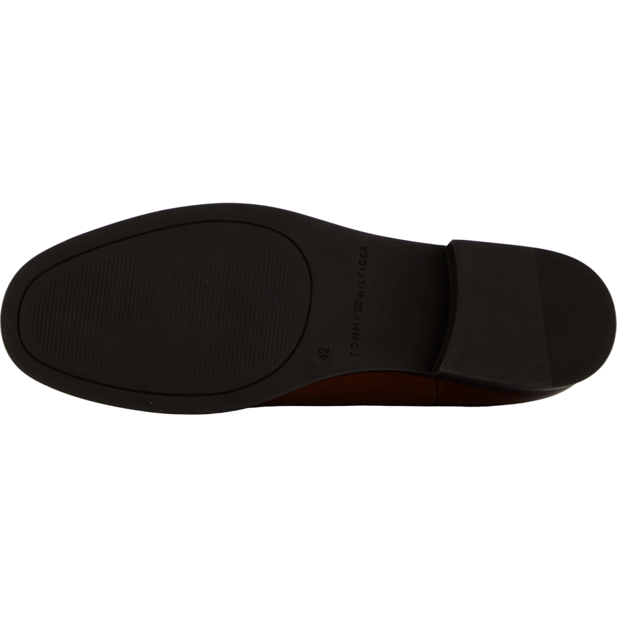 Th Stud Leather Low Chelsea Cognac Brown