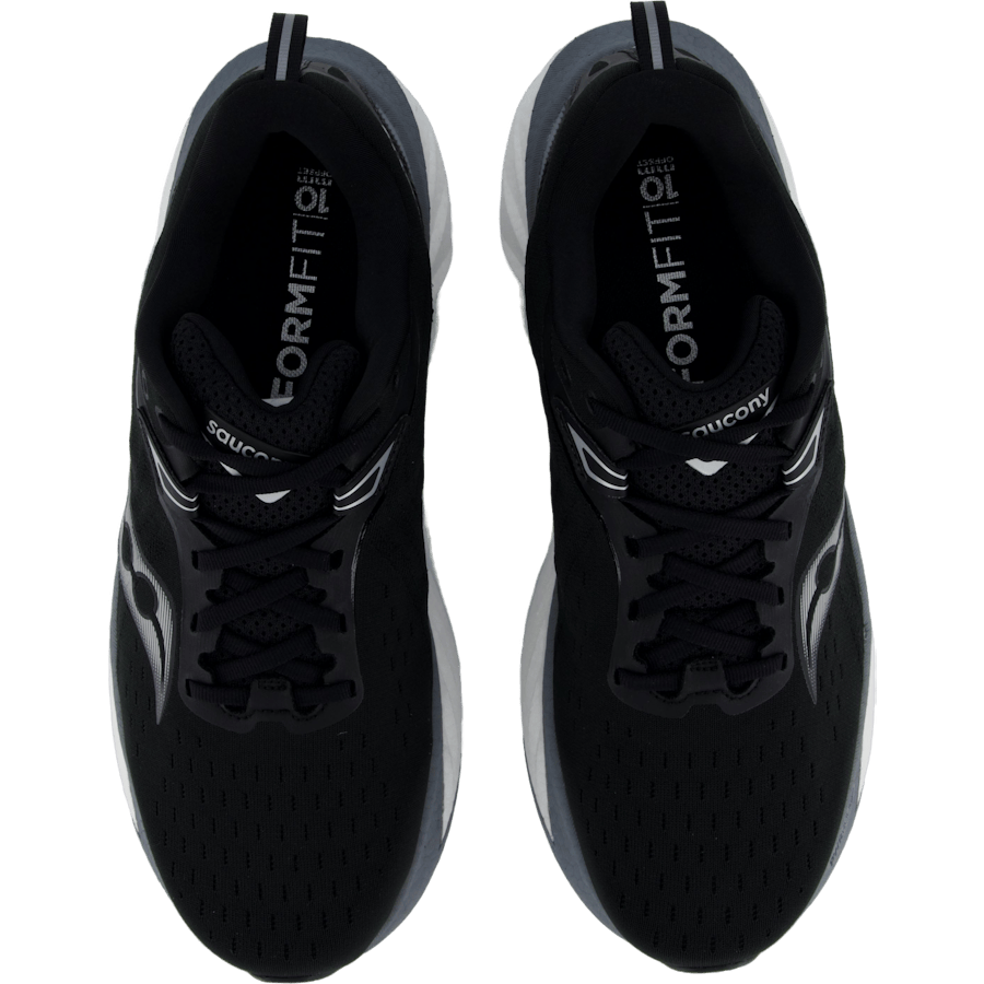 Triumph 22 Men Wide Black/white