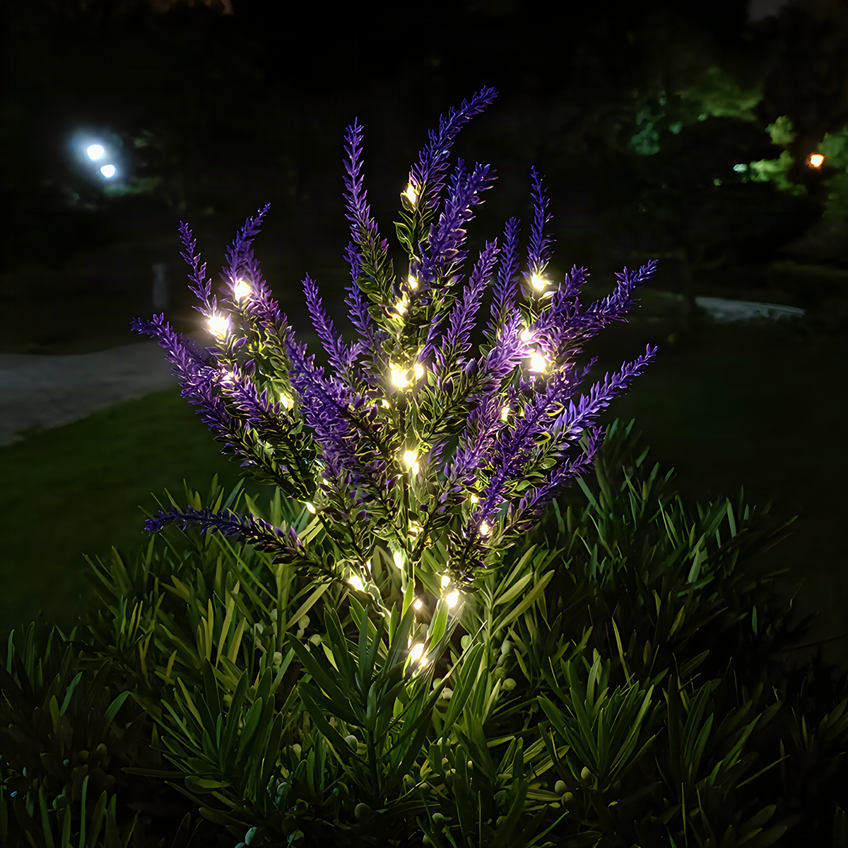 Solar Lavender Garden Light