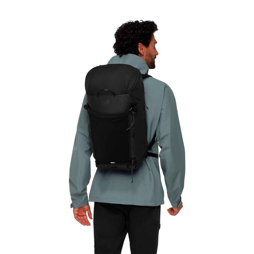 Ryggsäck Mammut Alto 28L, ergonomisk passform, svart