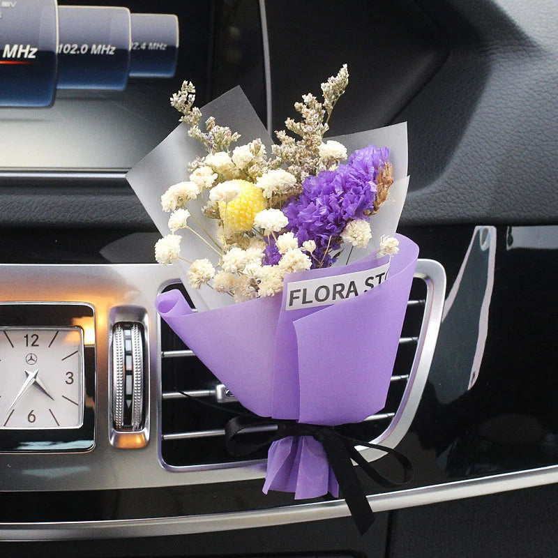 Trockenblumenstrauß für die Lüftungsschlitze im Auto