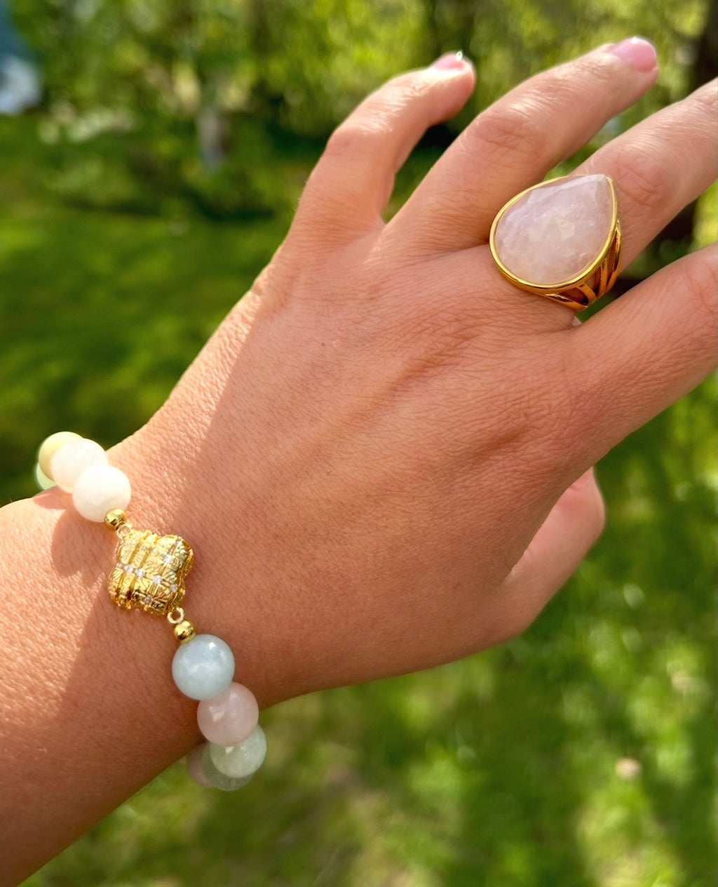 Rose quartz beauty ring