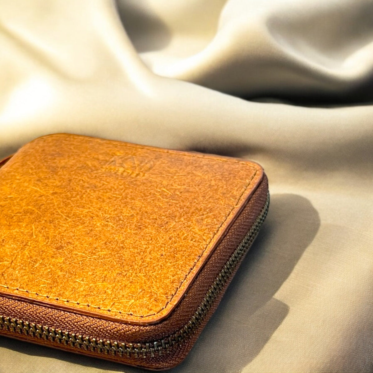 Kochi Small Zip Wallet