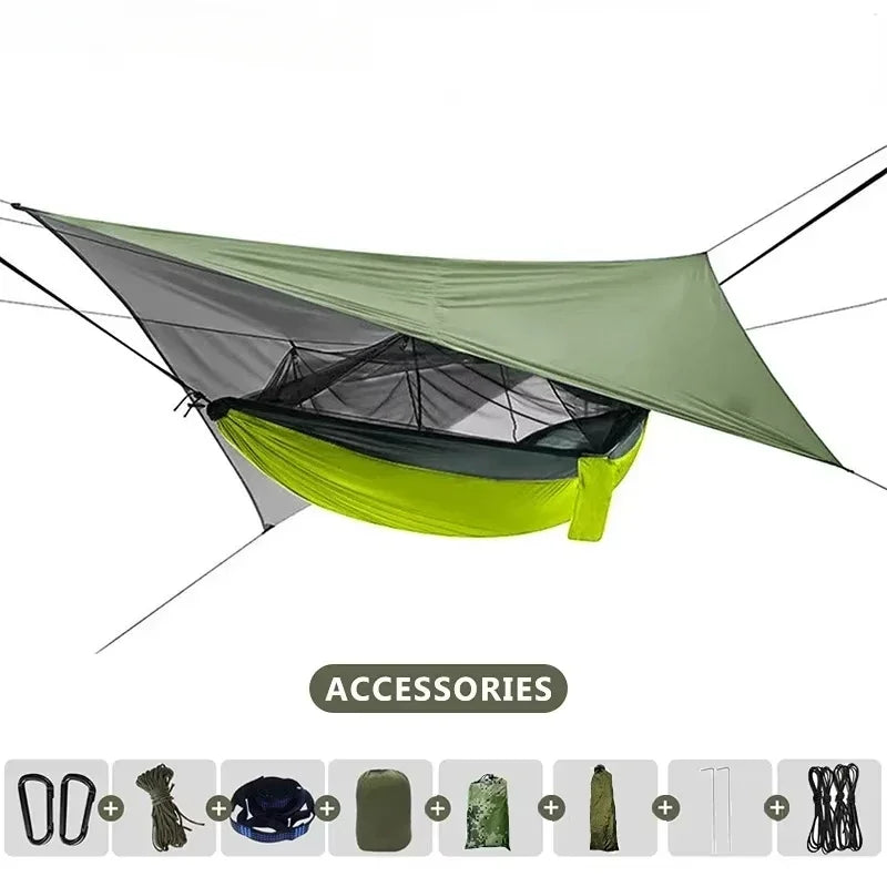 Camping-Hängematte mit Moskitonetz und Plane