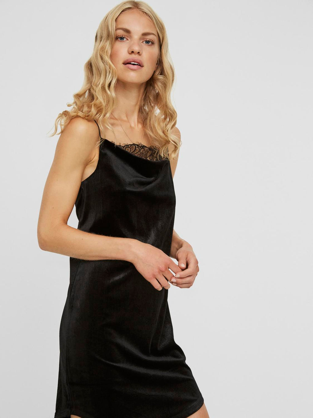 SCARLETT SLIP KURZES KLEID