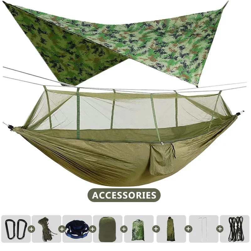 Camping-Hängematte mit Moskitonetz und Plane