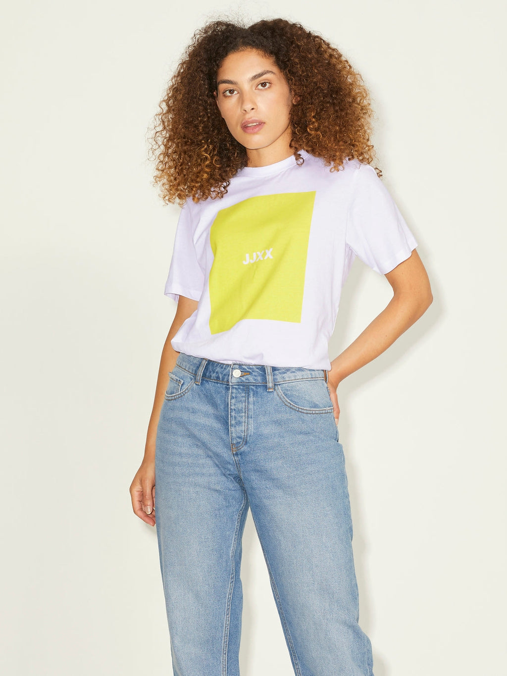 AMBER SS RELAXED SQUARE T-SHIRT
