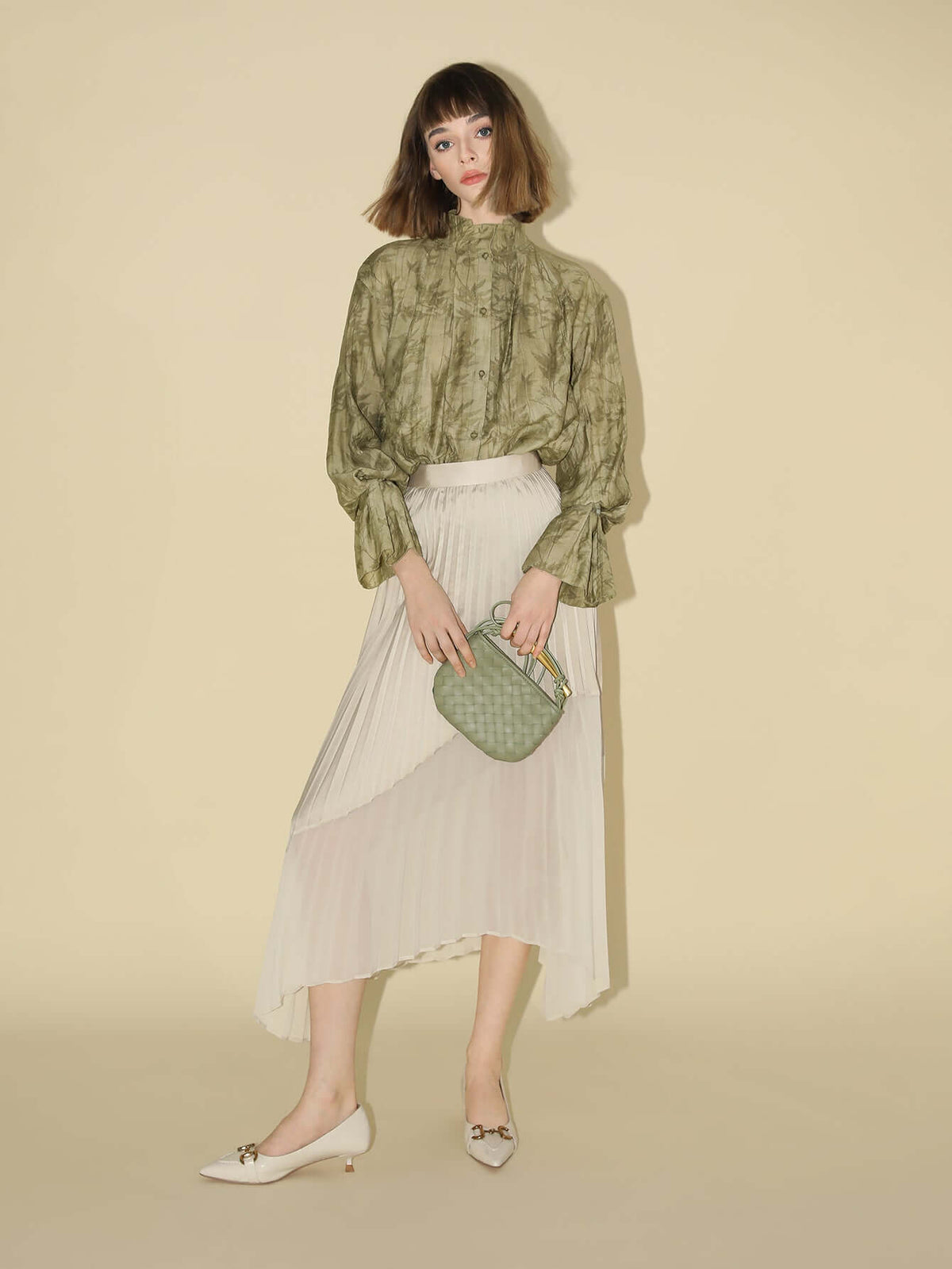 Bamboo Leaf Jacquard Ruffled Long Sleeve Blouse