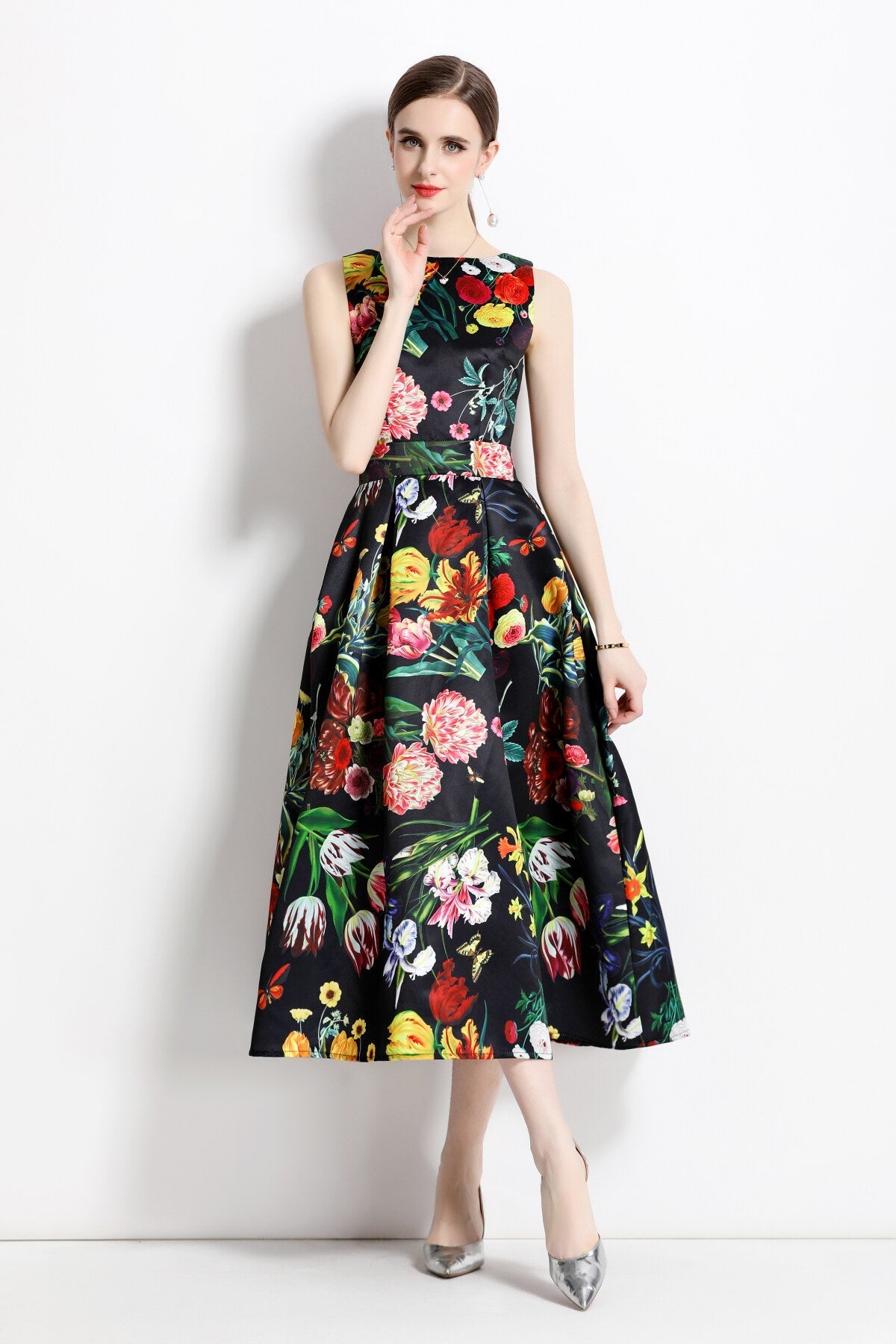 Blooming Garden Sleeveless Pleated A Line Tea Dress