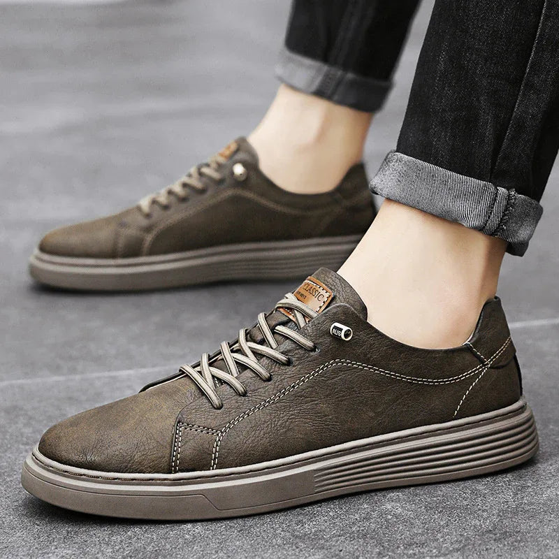 Low-Top Men's Shoes Two-Layer Cowhide Casual Sneakers