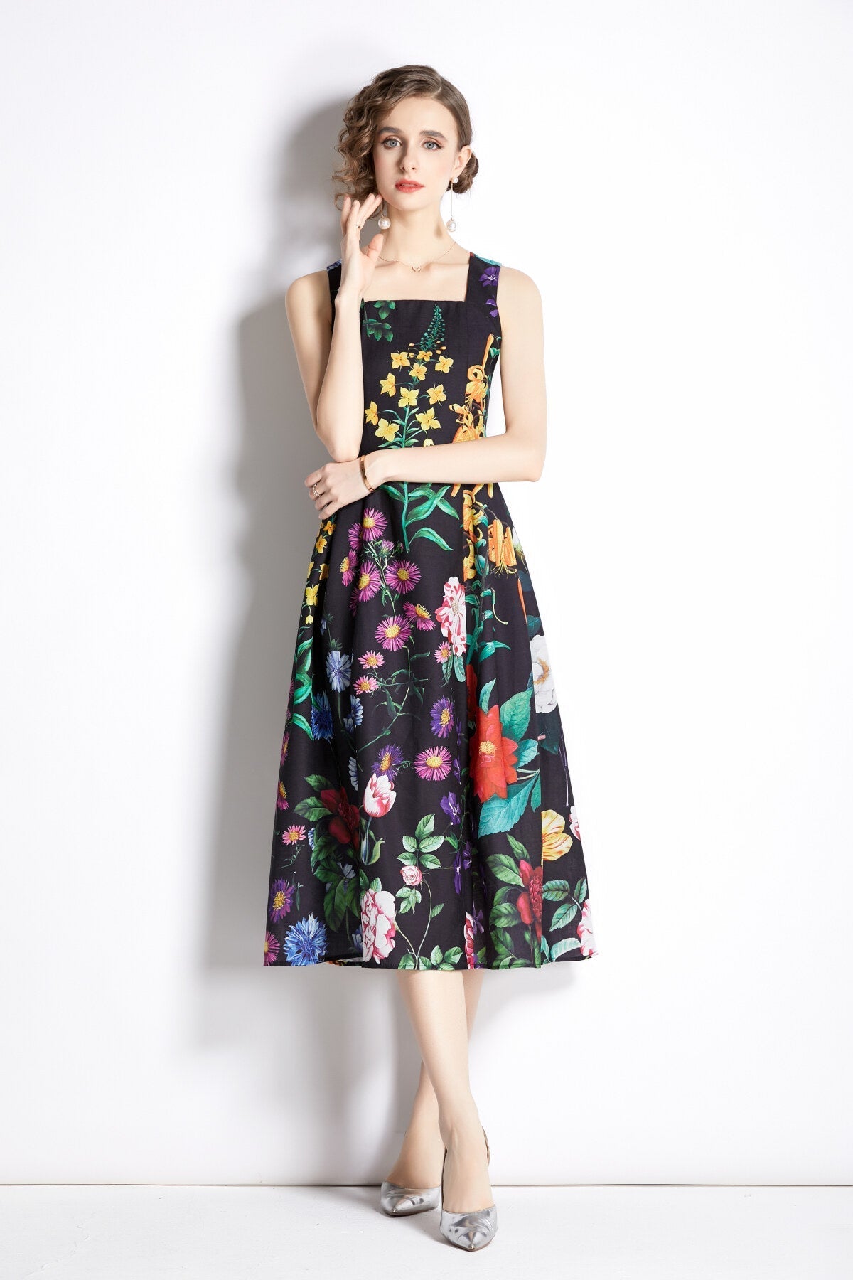 French Vintage Floral Black High Waist Spaghetti Strap Dress
