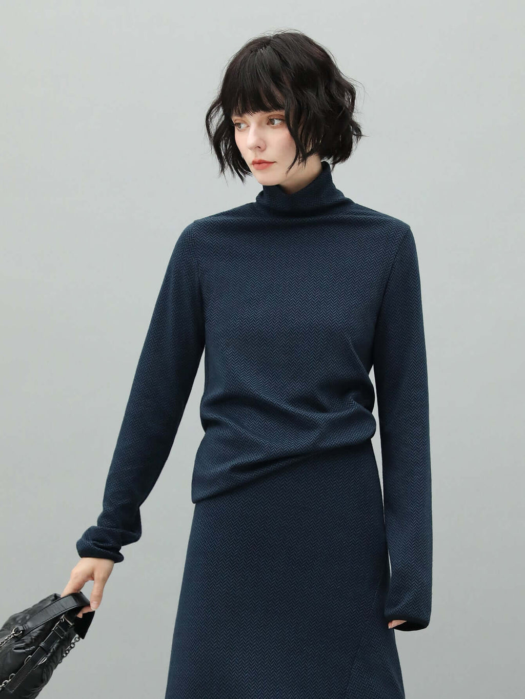 Herringbone High Neck Knit Top in Navy-1