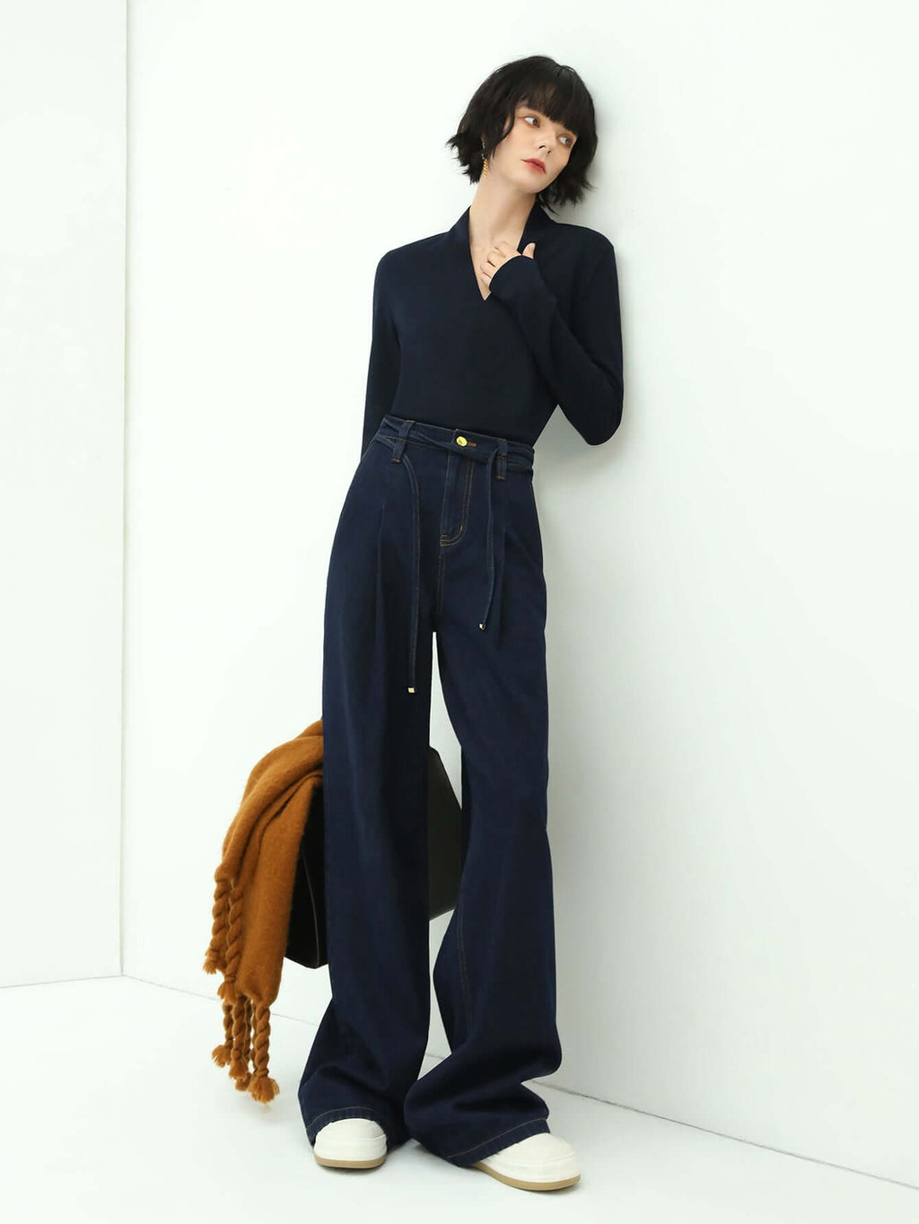 High-Waisted Straight Leg Jeans in Navy-2