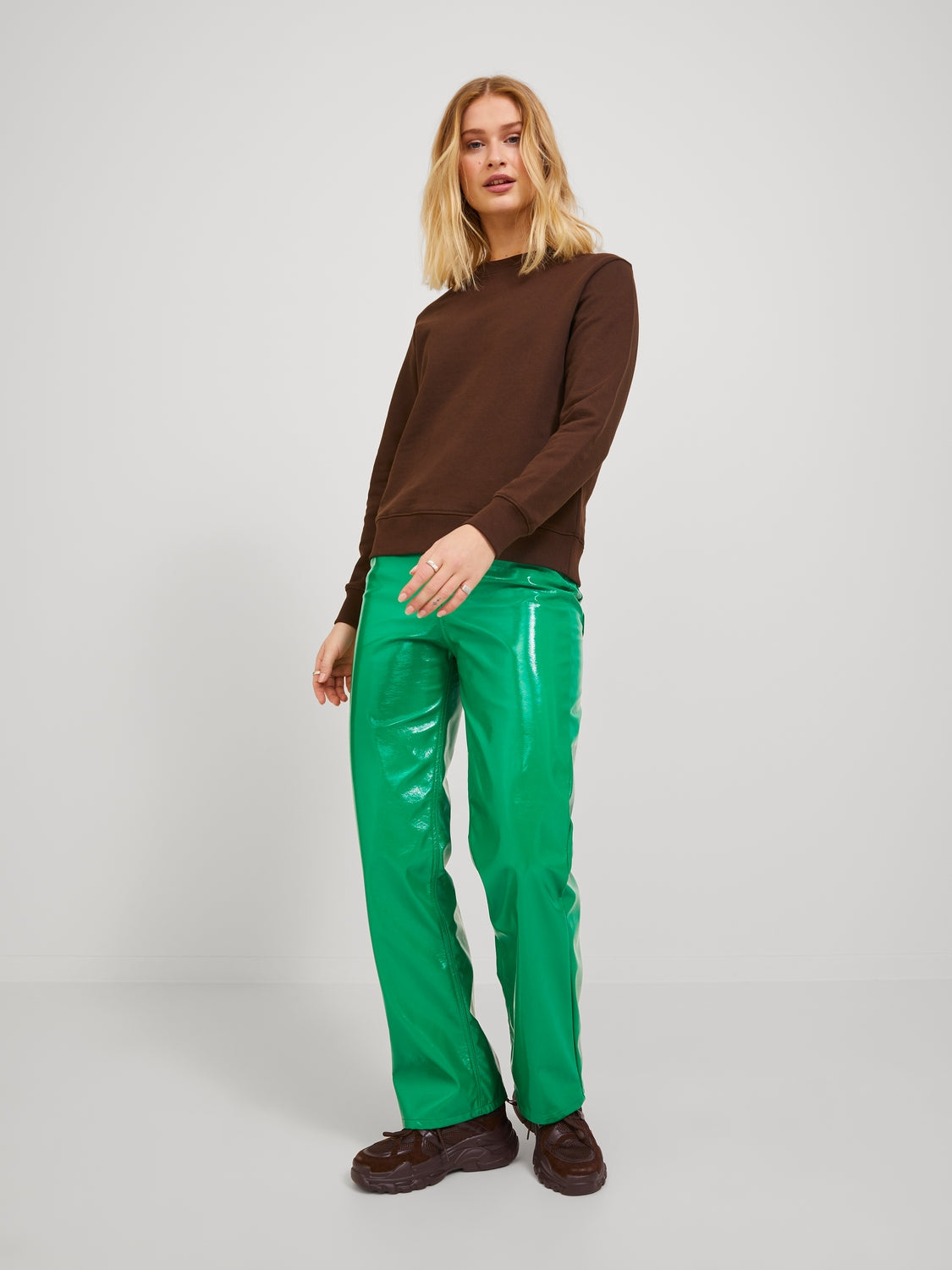 KENYA HW STRAIGHT FAUX LTH PANT