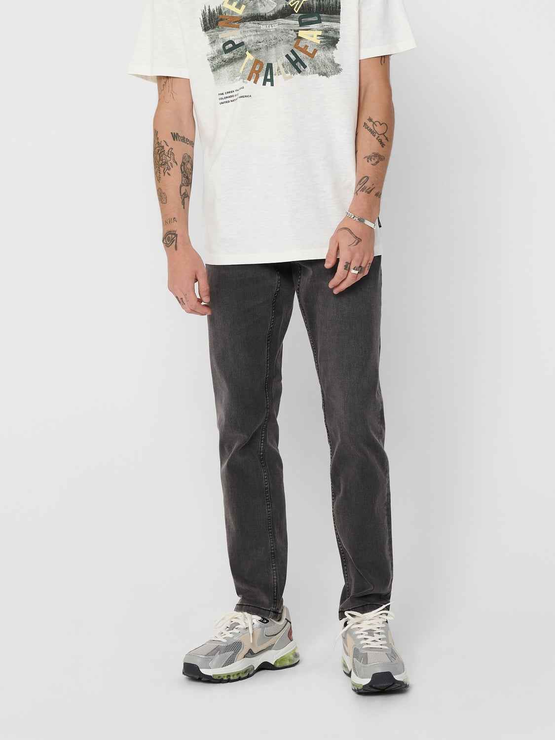 LOOM JEANS DUNKELGRAU