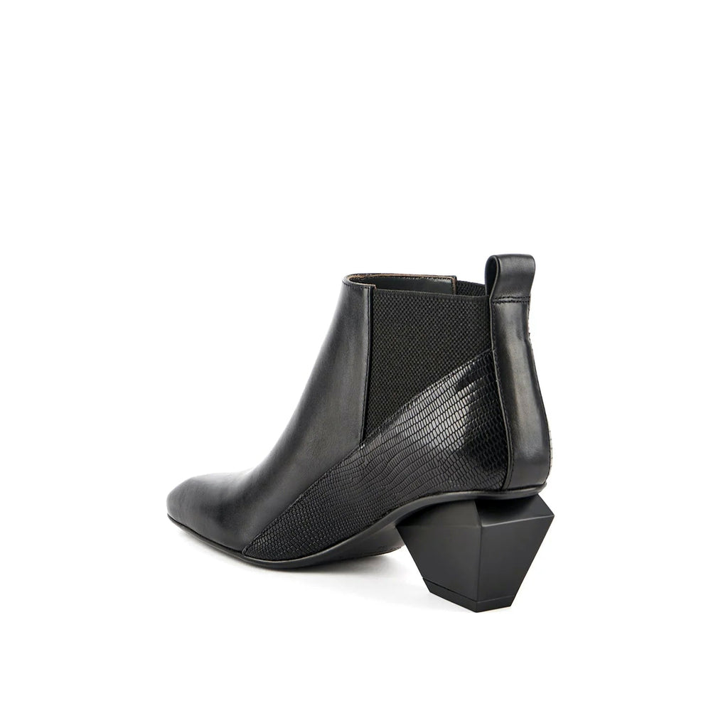 Low Ankle Textured Leather Boots-4