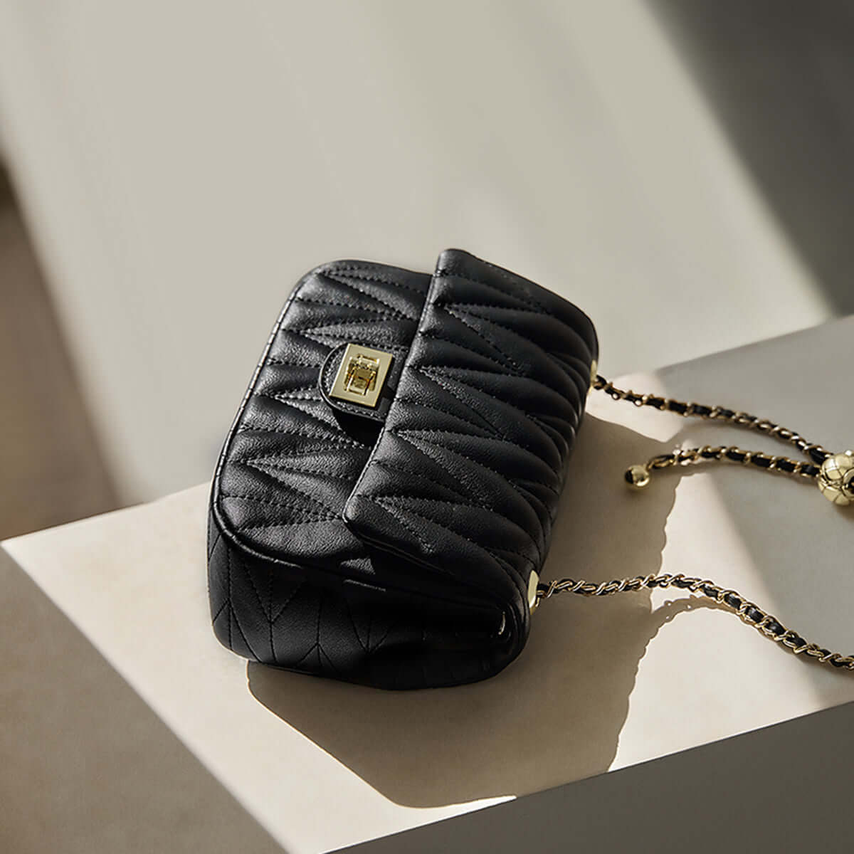 Penthouse Black Quilted Shoulder Bag-2