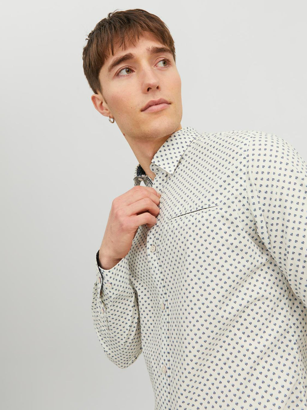 REMY DETAIL SHIRT LS