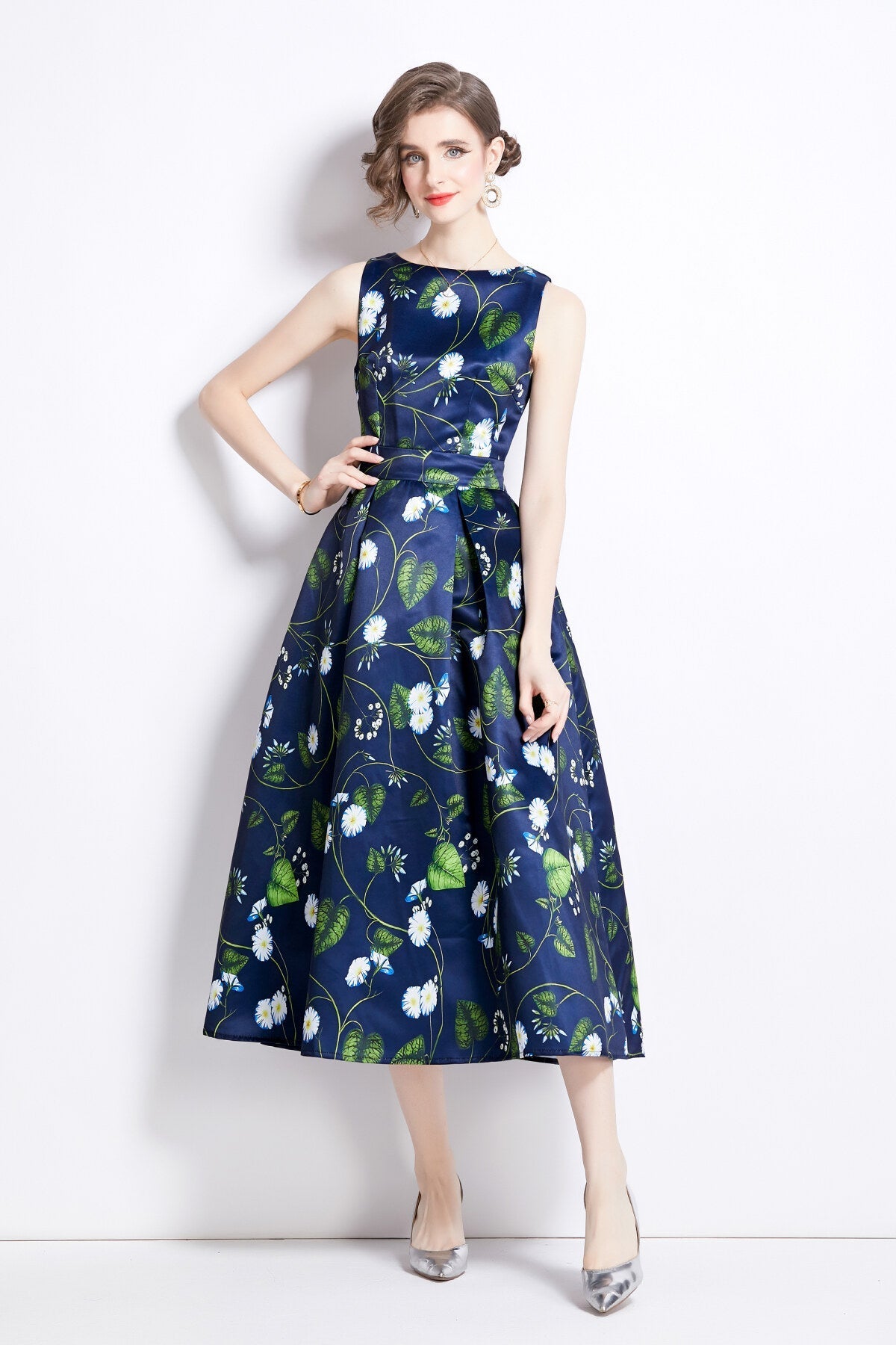 Sleeveless High Waist Tailored Fit and Flare A Line Dress
