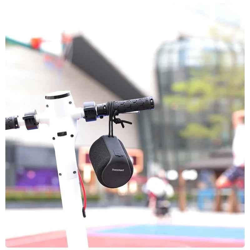 Small Portable Convenient Outdoor Waterproof Wireless Speaker