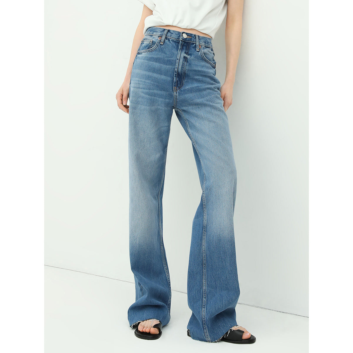 Stone Washed Straight Leg Blue Jeans-0