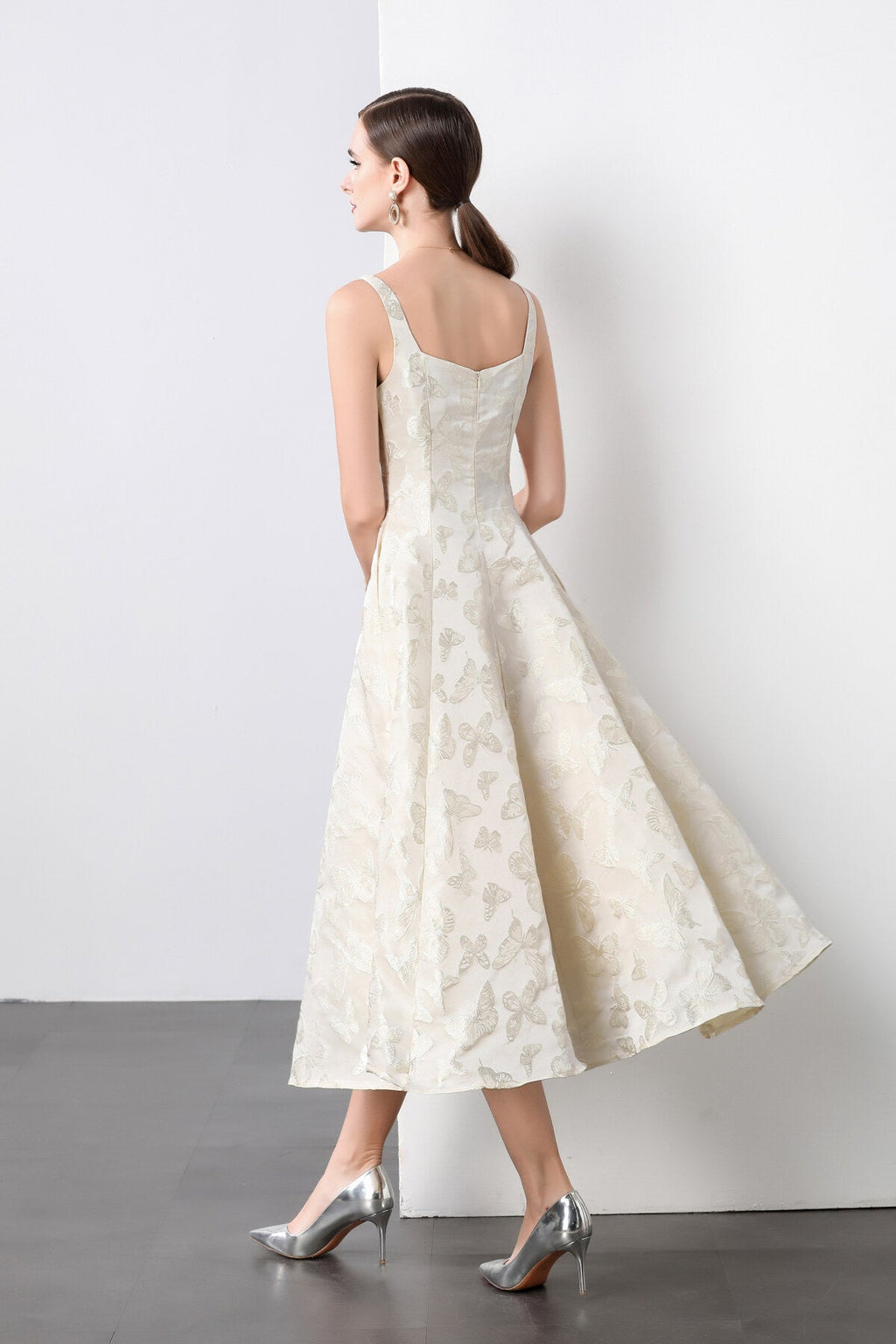 White Jacquard Square Neck Balletcore Wedding Dress-3