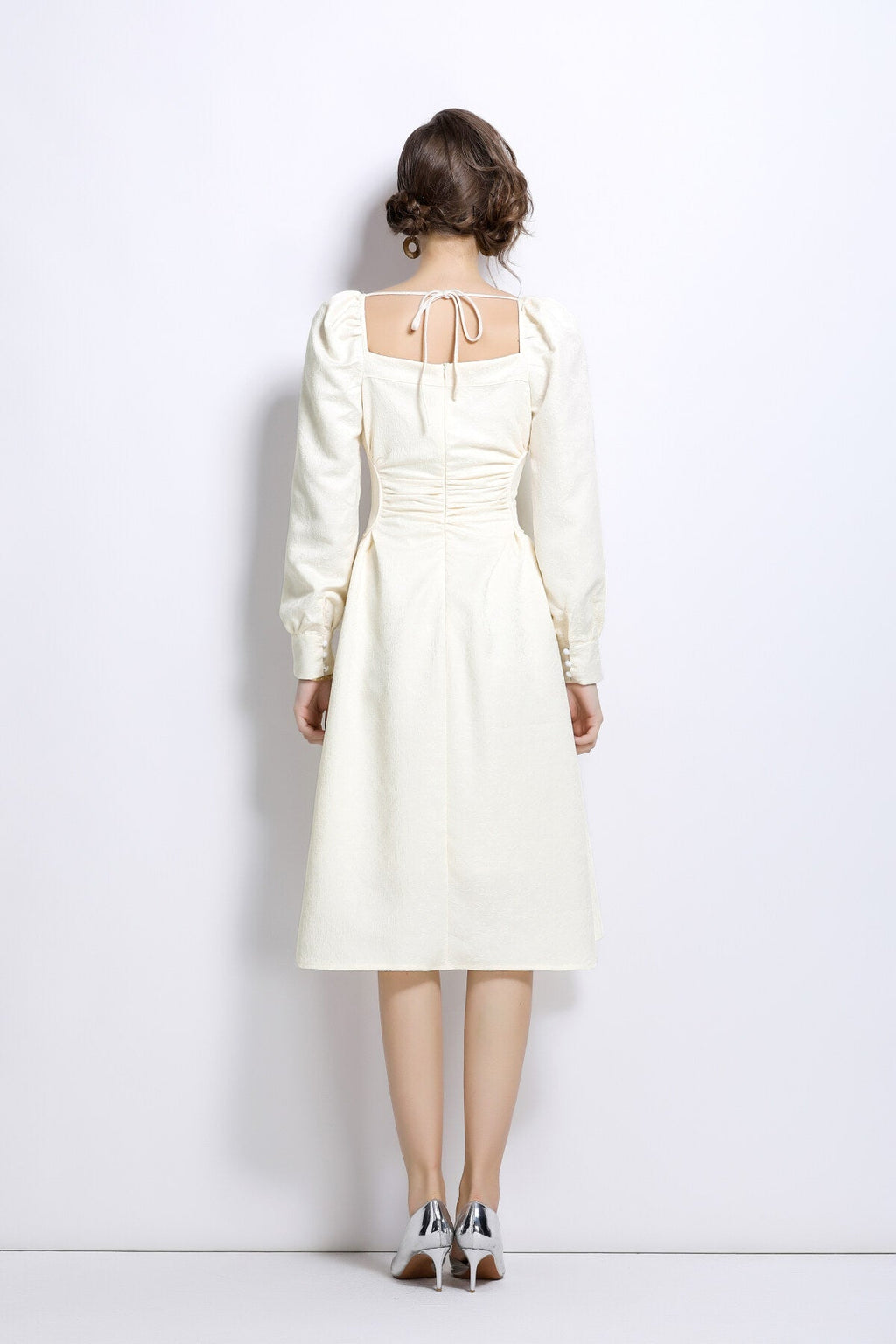 White Sweetheart Embellished Puff Sleeve Midi Dress